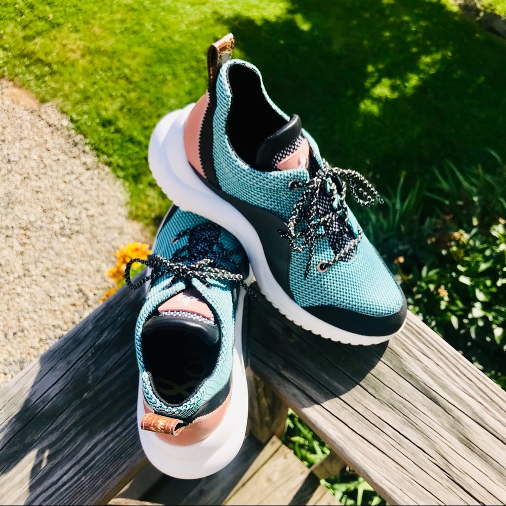 NWOT Sam Edelman Fashionably Trendy Tennis Shoes